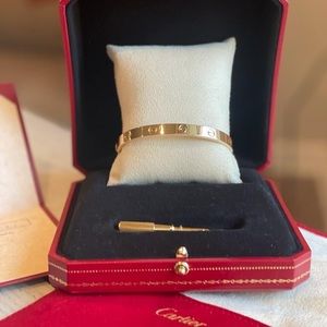 Size 18 Cartier Love Bracelet Purchased less than 2 years ago in GREAT condition